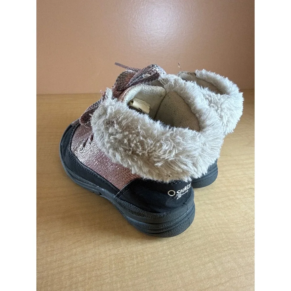 OshKosh Bgosh Joyita Pink Glitter Faux Fur Winter Boots Kids Size 9M Sparkle‎